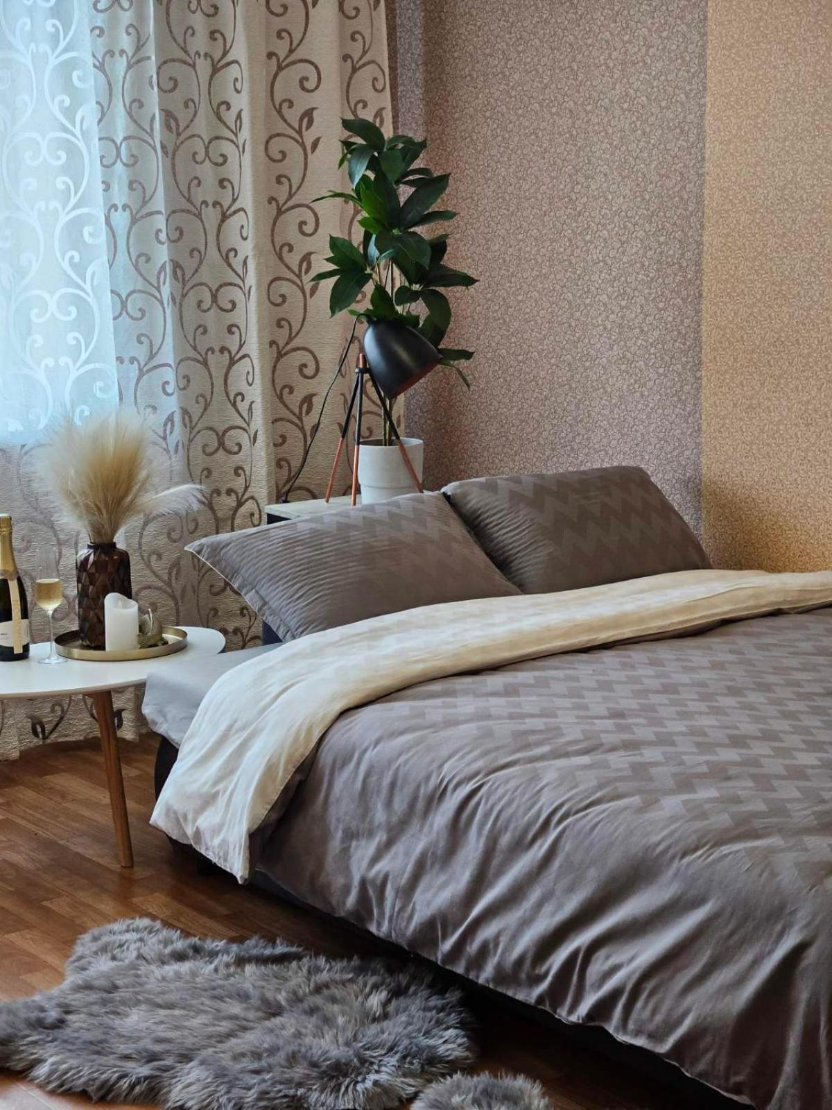 Апартаменты На Вечернем # Качалова Kryvyj Rih Esterno foto